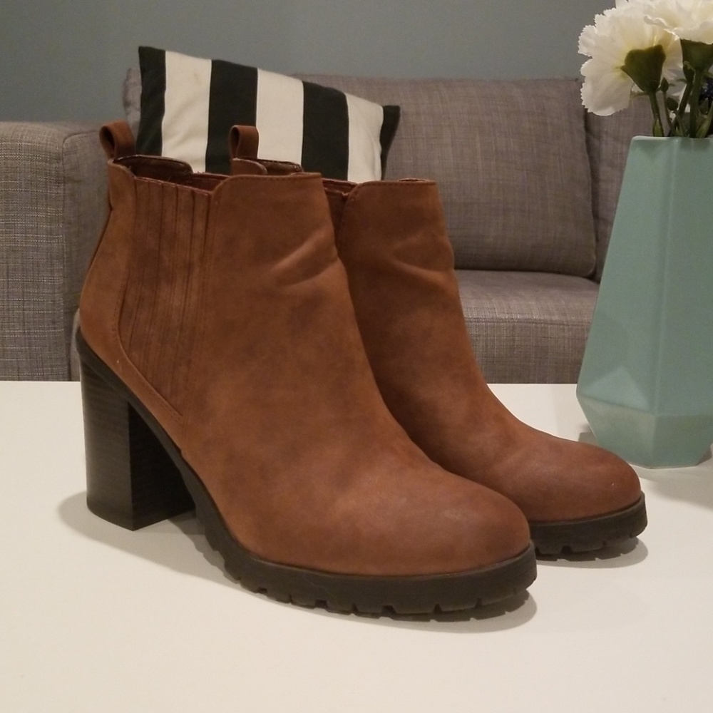 SAM & LIBBY BOOTIES